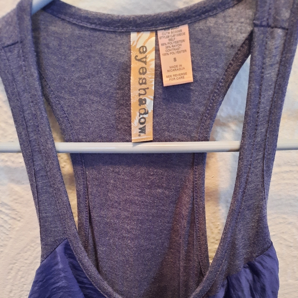 Eyeshadow Ruffle Tank Top - Picture 4 of 6